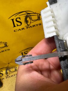 OSŁONA POSZYCIE SŁUPKA ŚRODKOWEGO B PRAWA PRAWE PORSCHE PANAMERA 970 I LIFT