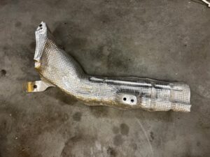 BLACHA OSŁONA TERMICZNA VOLKSWAGEN GOLF VIII AUDI A3 8Y