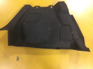 TAPICERKA BOCZEK BAGAŻNIKA PEUGEOT 308 T9 II HB LE