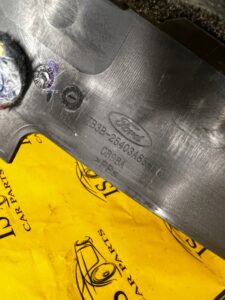 LISTWA OSŁONA ŚCIANY TYŁ TYLNEJ KABINY BAGAŻNIKA FORD RANGER MK5 V