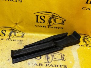 STYROPIAN WKŁAD BAGAŻNIKA LEWY TYŁ BMW SERIA 1 F40