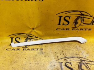 OSŁONA PROWADNICY ROLETY BAGAŻNIKA PRAWA AUDI A8 D4 LONG