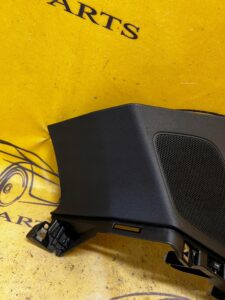 OSŁONA POSZYCIE SŁUPKA D PRAWA PORSCHE CAYENNE 9Y3 9Y0 COUPE HYBRID