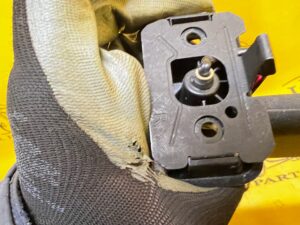 PRAW OSŁONA DASZEK SŁONECZNIK LR RANGE EVOQUE L551