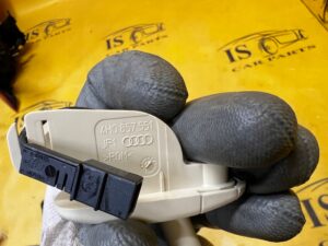 OSŁONA PRZECIWSŁONECZNA SŁONECZNIK LEWA LEWY AUDI A8 D4 4H