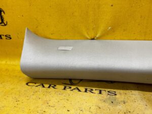 OSŁONA POSZYCIE SŁUPKA A LEWA LR RANGE ROVER EVOQUE II L551