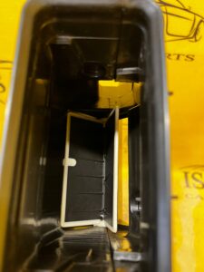 KRATKA NAWIEWU WLOT KANAŁ POWIETRZA PRZÓD PRAWY PORSCHE PANAMERA 970 I LIFT