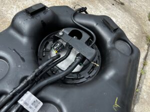 KOMPLET ZBIORNIK BAK POMPA PALIWA FORD EXPLORER VI MK6 3.0 V6 PHEV HYBRID