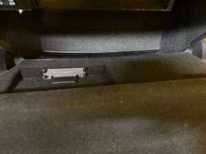 SCHOWEK DESKI PASAŻERA AUDI TT 8S 8S0 EUROPA