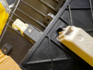 SCHOWEK PASAŻERA DESKI KONSOLI PRAWY BMW 7 F01 F02 EU