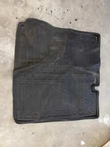 MATA PODŁOGA PODŁOGI BAGAŻNIKA DACIA DUSTER II 2