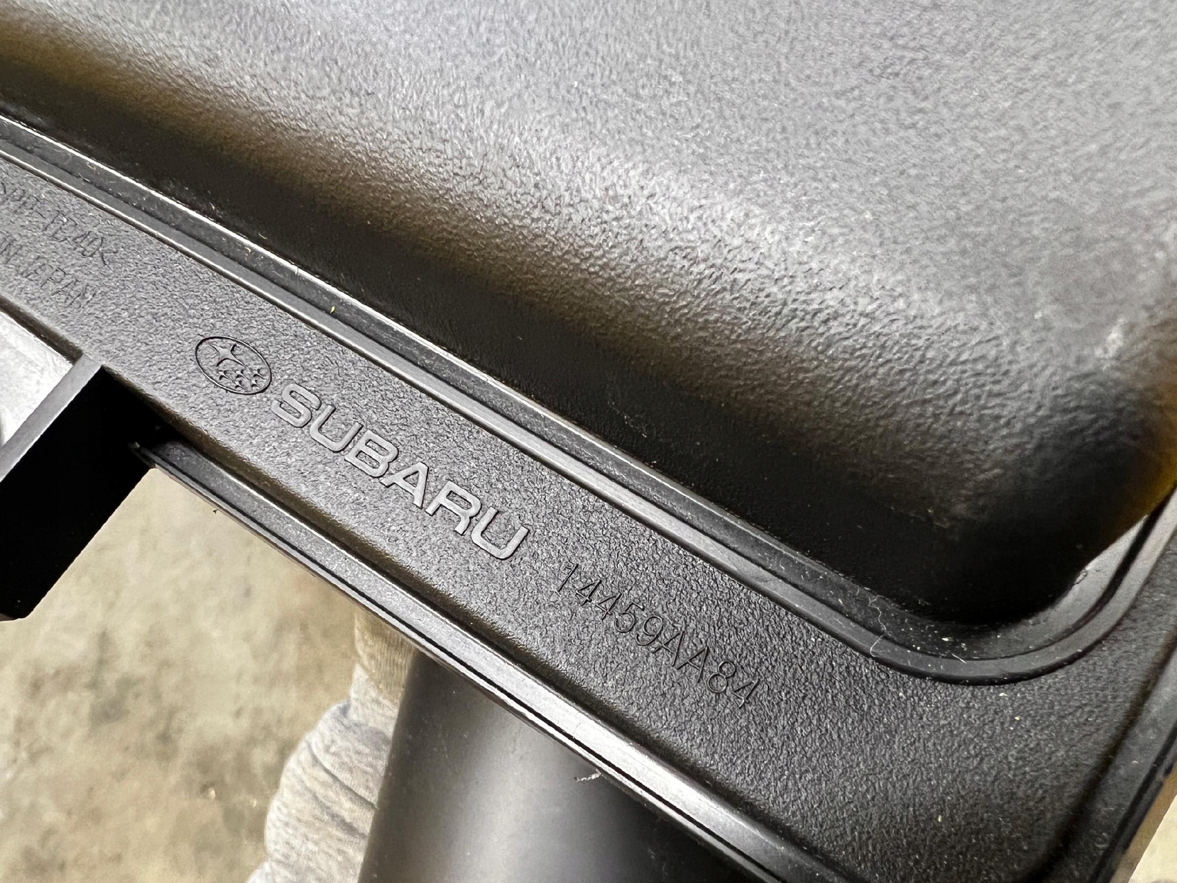 REZONATOR POWIETRZA SUBARU FORESTER VI SL 25- 2.0 HYBRYDA