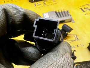 PRZEŁĄCZNIK  PRZYCISK ENGINE START STOP FORD BRONCO 21-