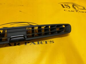 KRATKA NAWIEWU GÓRNA DESKI KONSOLI ŚRODKOWA AUDI SQ7 Q7 4M0