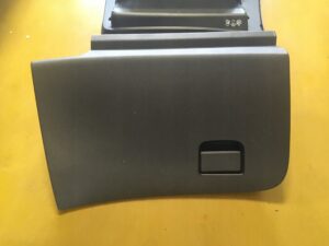 SCHOWEK PASAŻERA NISSAN X-TRAIL T32 685104CC0A EU