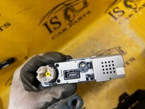 PANEL ADAPTER GNIAZDO INTERFEJS 12V USB SIM RANGE ROVER EVOQUE II L551