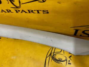 POSZYCIE OSŁONA OBUDOWA SŁUPKA PRZÓD A LEWY FORD FIESTA MK8