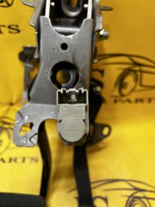 PEDAŁY GAZ HAMULEC AUTOMAT FORD FIESTA MK8