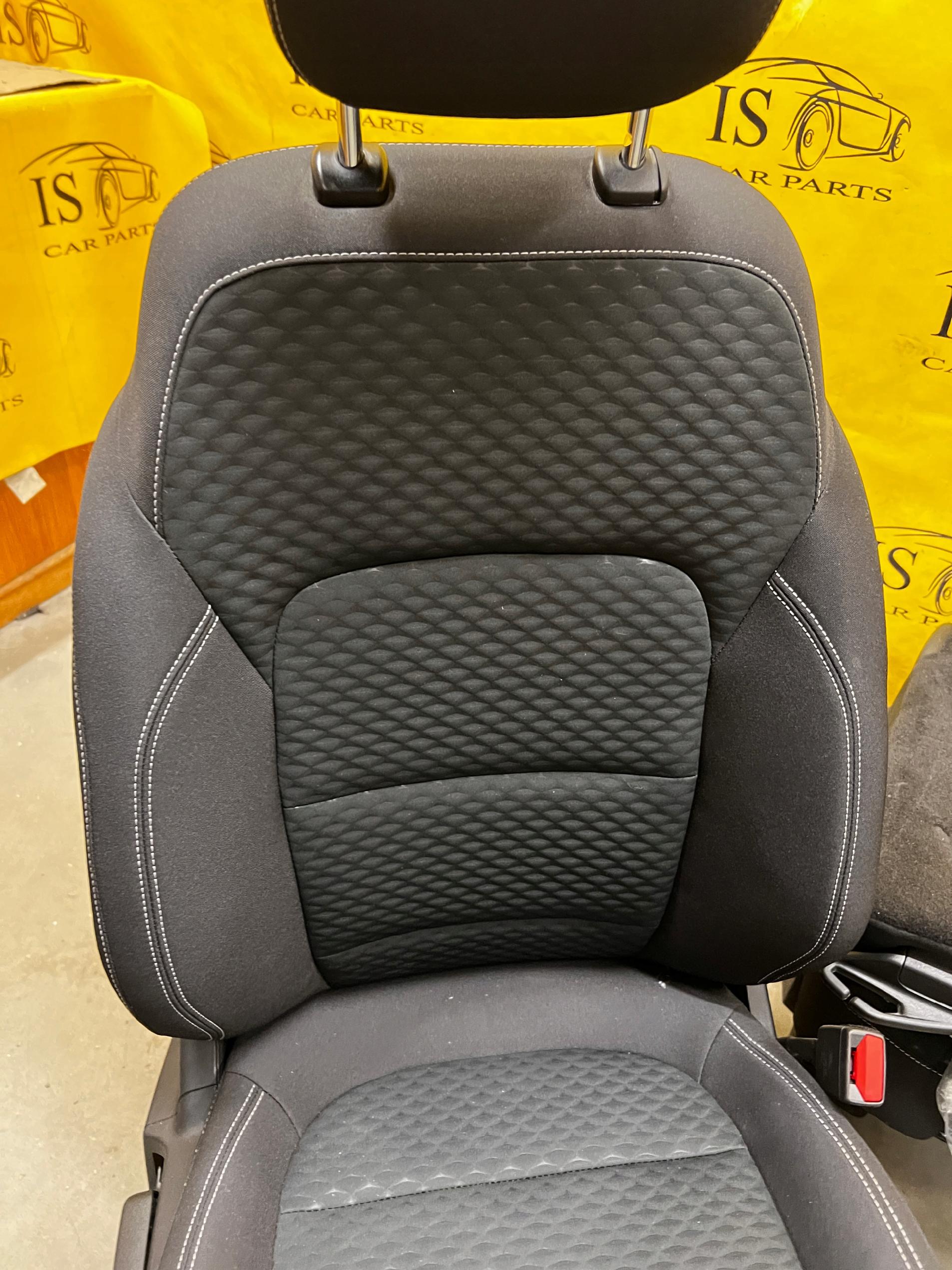 FOTEL PRAWY PRZÓD FORD AIRBAG KUGA MK3 UK RHD