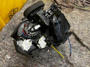 KOMPLETNA NAGRZEWNICA PAROWNIK DMUCHAWA DACIA JOGGER 1.0 TCE 2022R EU