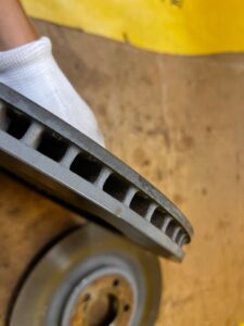 KOMPLET TARCZE HAMULCOWE TYŁ FORD EXPLORER VI MK6 3.0 V6 PHEV HYBRID