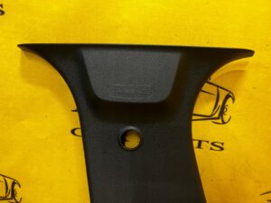 OSŁONA POSZYCIE SŁUPKA B ŚRODKOWEGO LEWA LEWE DACIA SANDERO III 2023R