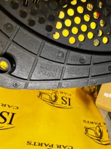 OSŁONA BLENDA KRATKA GŁOŚNIKA BMW 5 G30