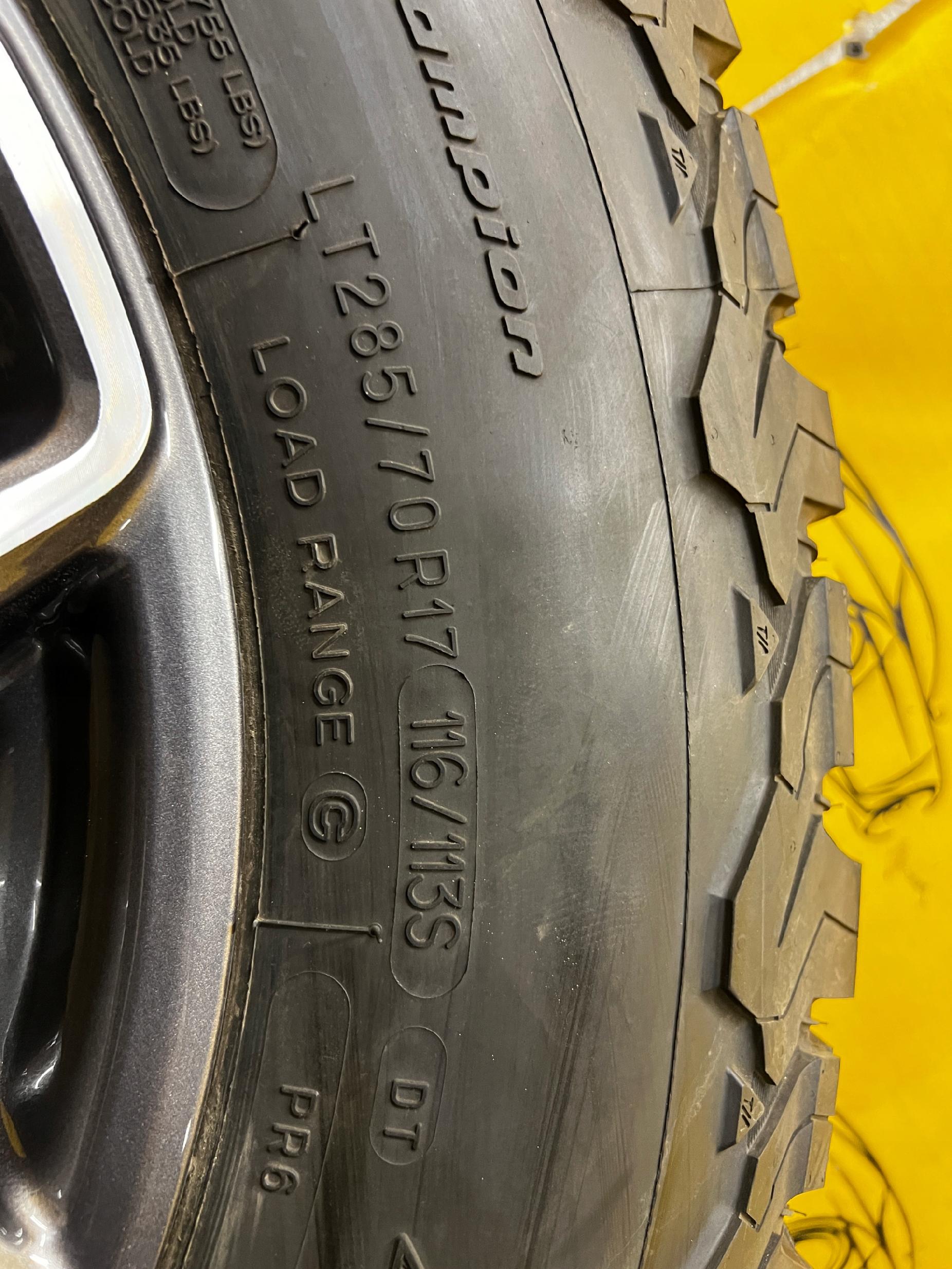 NOWE KOŁA FELGI OPONY CAŁOROCZNE TERENOWE FORD BRONCO 21- 285/70 R17