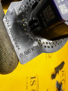 CZUJNIK PARKOWANIA PDC KOSZYK PRZÓD LEWY MERCEDES C KLASA W206 AMG 7922 922