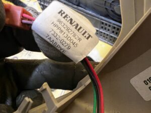 OBUDOWA OSŁONA LUSTERKA CZUJNIK DESZCZU RENAULT MEGANE IV