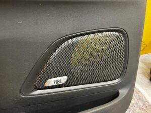 BOCZKI TYŁ GŁOŚNIKI WZMACNIACZ SUBWOOFER JBL CITROEN C4 GRAND PICASSO II