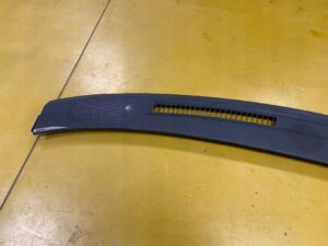 OSŁONA DESKI KONSOLI PODSZYBIE INFINITI Q50 BOSE