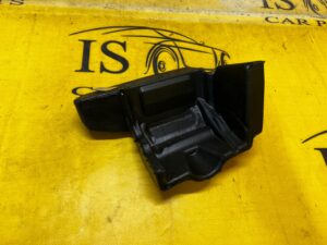 OSŁONA WYGŁUSZENIE GĄBKA PIANKA IZOLATOR PRAWA PRAWE RANGE ROVER VELAR L560