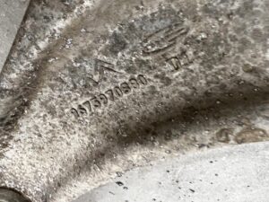 WAHACZ PRZÓD PRZEDNI PRAWY PEUGEOT 308 II T9