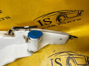 ZBIORNICZEK SPRYSKIWACZY RANGE EVOQUE L551 2X POMP