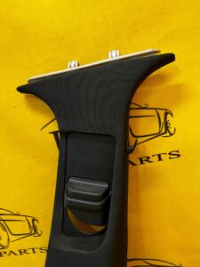 OSŁONA POSZYCIE SŁUPKA B PRAWA MERCEDES E-KLASA W213