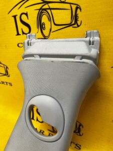 OSŁONA POSZYCIE SŁUPKA ŚRODKOWEGO B PRAWA PRAWE RANGE ROVER VELAR L560