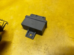 PRZEKAŹNIK ŚWIEC ŻAROWYCH PEUGEOT 508 I 2.0 HDI