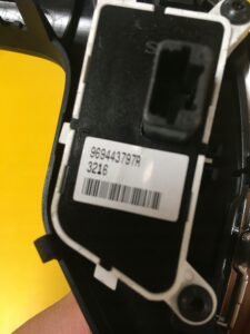 RAMKA BIEGÓW AUTOMAT RENAULT MEGANE IV 969445598r