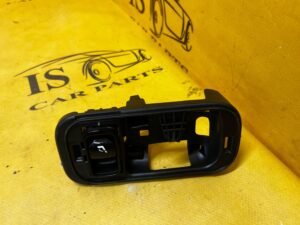 PRZEŁĄCZNIK SKŁADANIA OPARCIA KANAPY FOTELA TYŁ LEWY MERCEDES C-KLASA W206