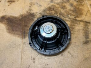 GŁOŚNIK DRZWI PRZÓD TYŁ FORD FIESTA MK8