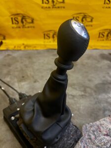 GAŁKA MANETKA WYBIERAK SKRZYNI 6 BIEGÓW DACIA LODGY LIFT 1.5 BLUE DCI