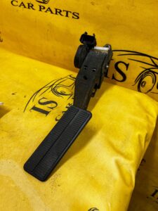 PEDAŁ POTENCJOMETR GAZU AUTOMAT CHEVROLET CORVETTE C5 97-04