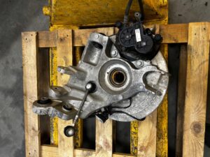 ZWROTNICA TARCZA ZACISK TYŁ LEWY LAND ROVER DISCOVERY SPORT V L550 LIFT