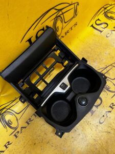 UCHWYT SCHOWEK NA KUBKI CUPHOLDER TUNELU BMW F40