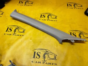 POSZYCIE OSŁONA OBUDOWA SŁUPKA PRZÓD A LEWY DACIA JOGGER SANDERO III