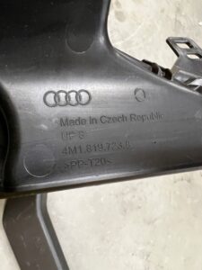 NAWIEW KANAŁ POWIETRZA DESKI KONSOLI AUDI SQ7 Q7 4M0