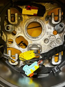 KIEROWNICA SKÓRA MULTIFUNKCJA ZMIANA BIEGÓW PORSCHE CAYENNE II 7P5 GTS