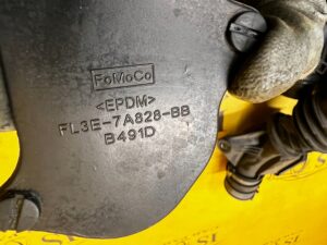 ZAŚLEPKA OTWORU REWIZYJNEGO BLOKU SILNIKA FORD BRONCO 2.7 V6 ECOBOOST 21-