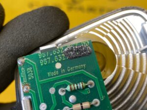 OŚWIETLENIE LAMPKI PODSUFITKI PORSCHE 987 CAYMAN